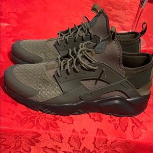 Nike Air Huarache Run Ultra